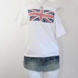 y2k floral union jack graphic tee off shoulder wide neckline
